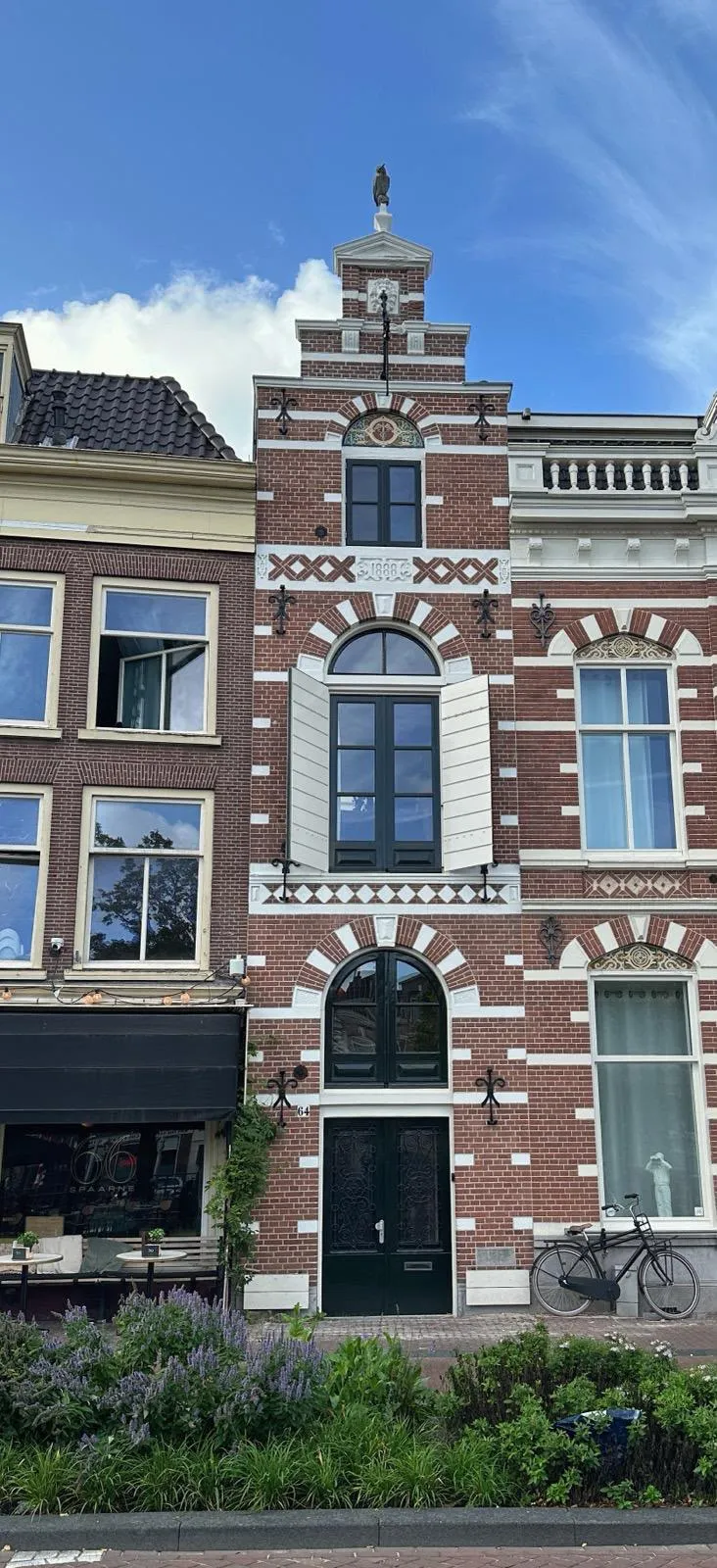 Restauratiewerk gevel en ornamenten